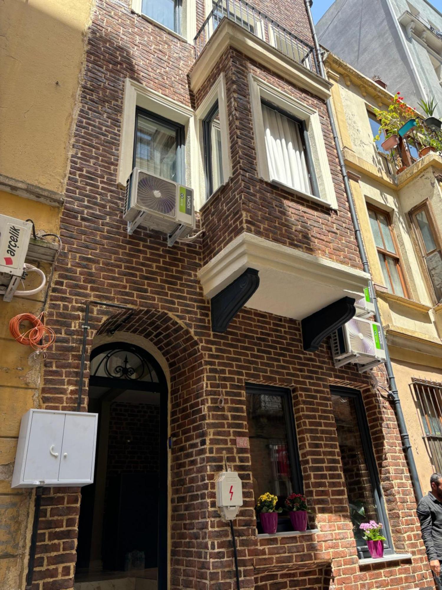Galata Calm Tale Hotel Истанбул Екстериор снимка