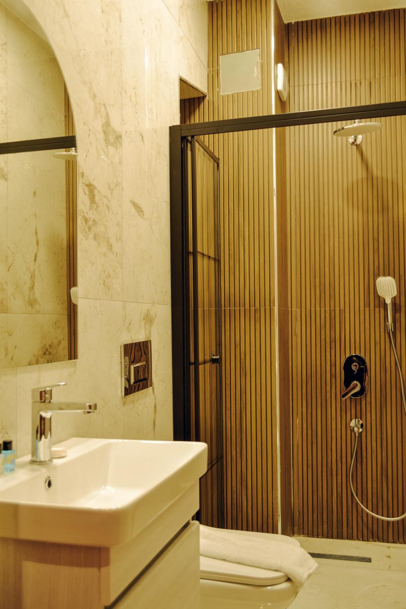 Galata Calm Tale Hotel Истанбул Екстериор снимка