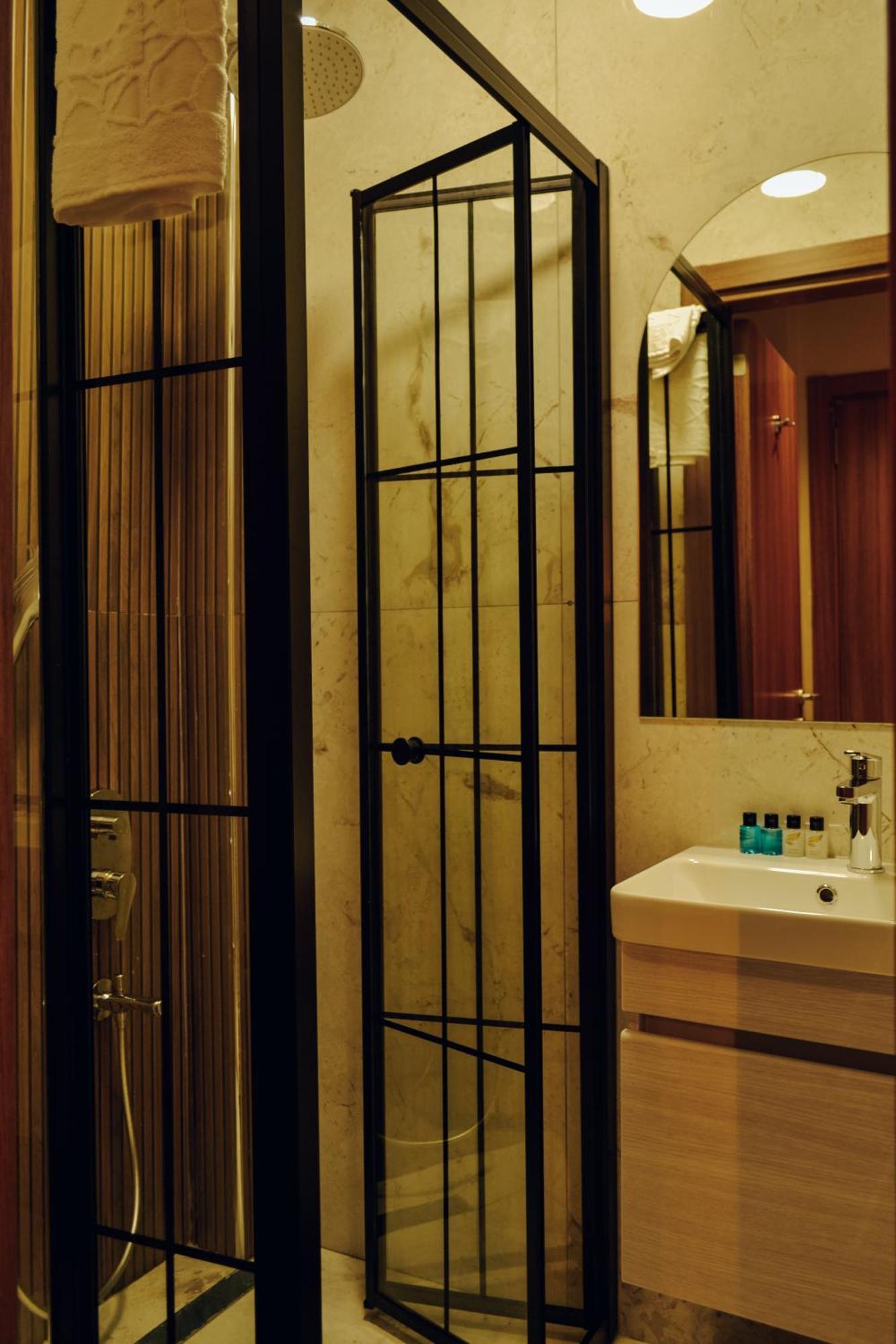 Galata Calm Tale Hotel Истанбул Екстериор снимка